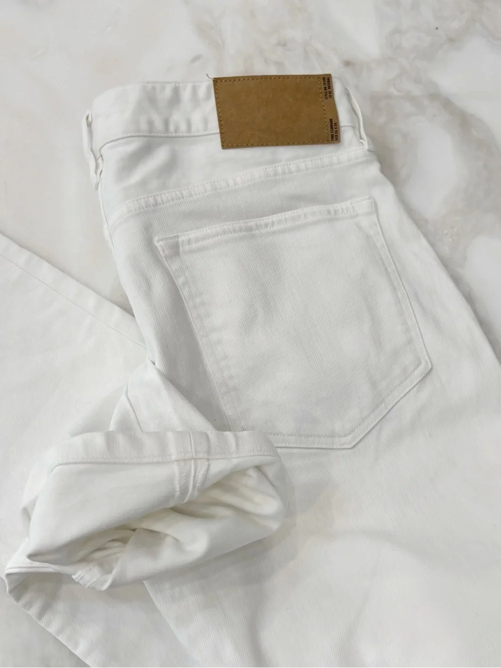 Buck Mason Men’s Ford Standard Fit Denim Jean Size 33x34 White New